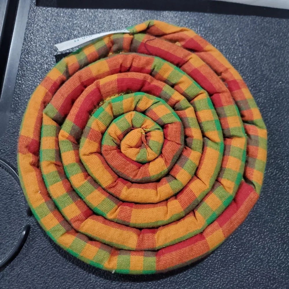 Spiral Hot Pad Trivet Unscented for your Kettle Teapot Pots Pans L👀K 😁